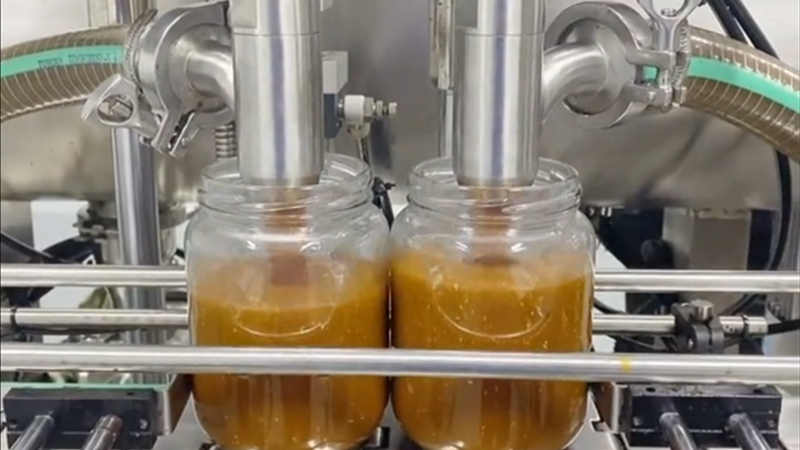 酱料自动灌装机的利用与优势 酱料自动灌装机的利用与优势
